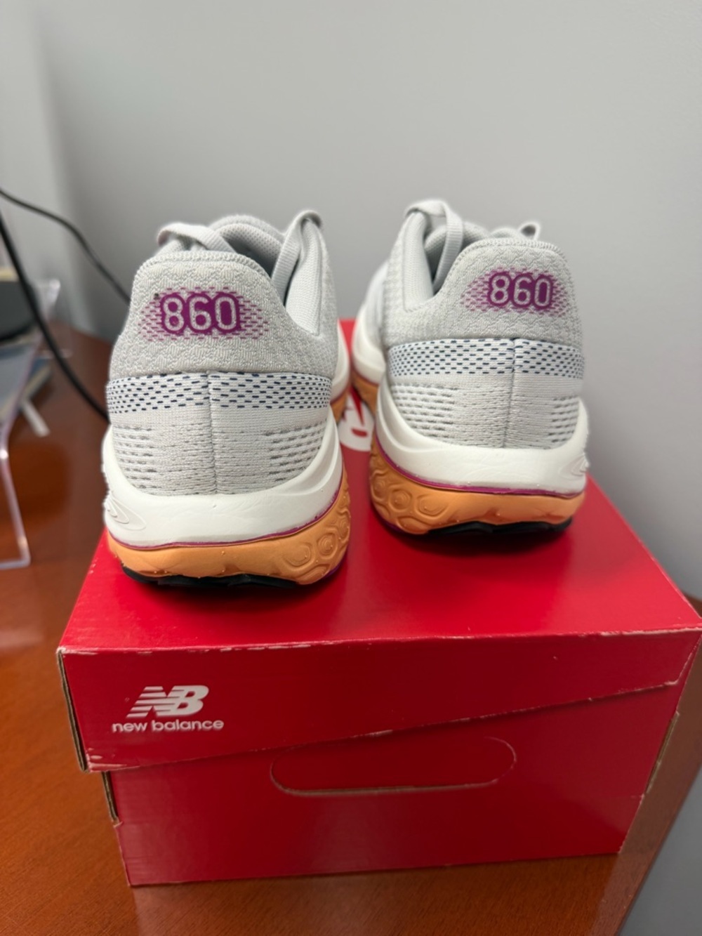 Women's New Balance 860v14 - Picture 4 of 5
